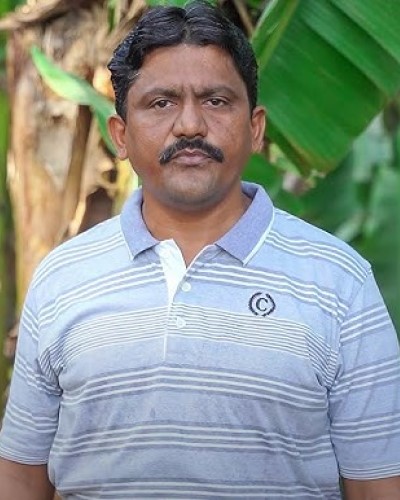 Farm Manager Jumoun Mal